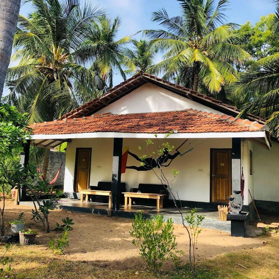 Valampuri Kite Resort Kalpitiya Exterior photo