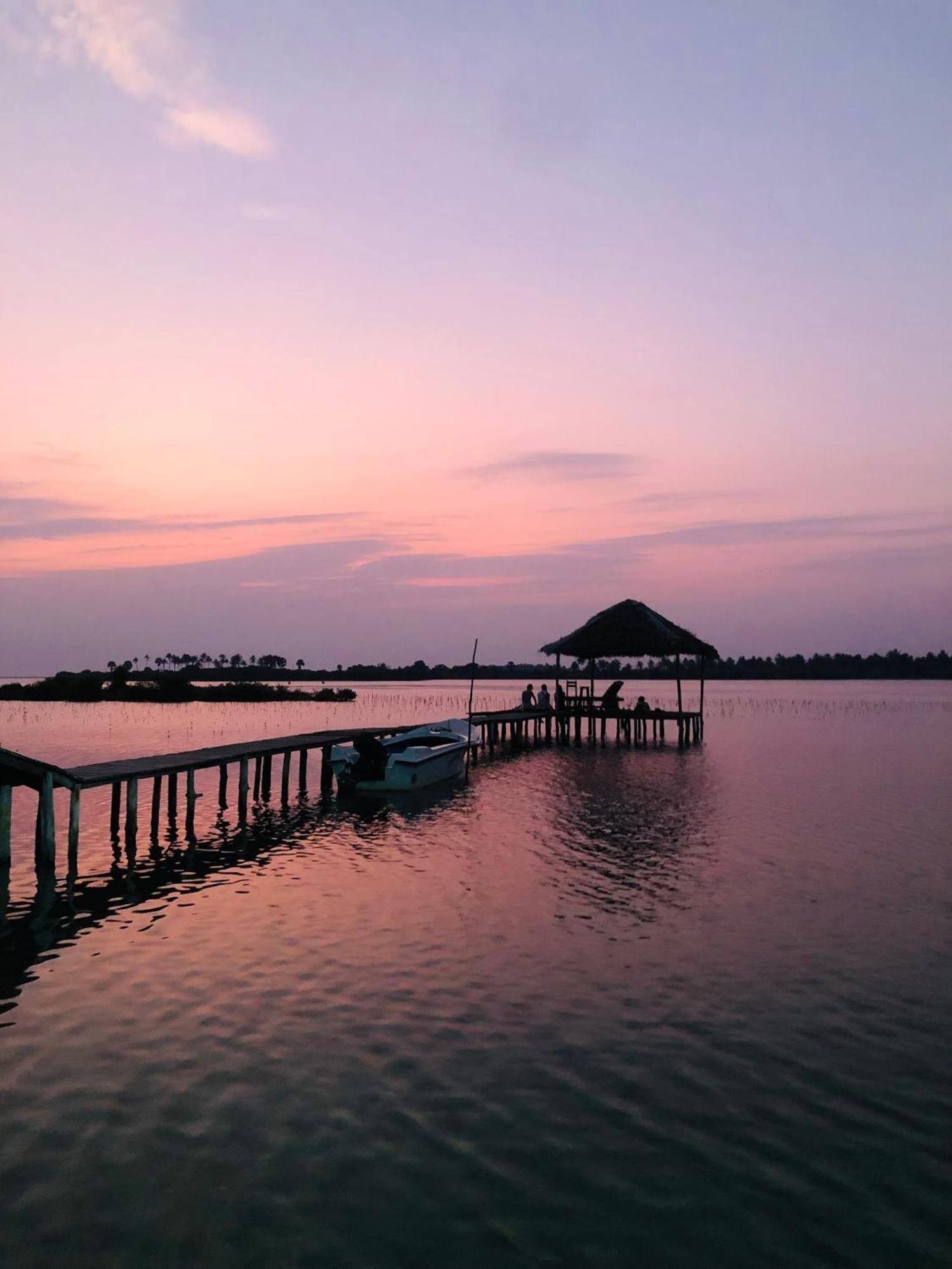 Valampuri Kite Resort Kalpitiya Exterior photo