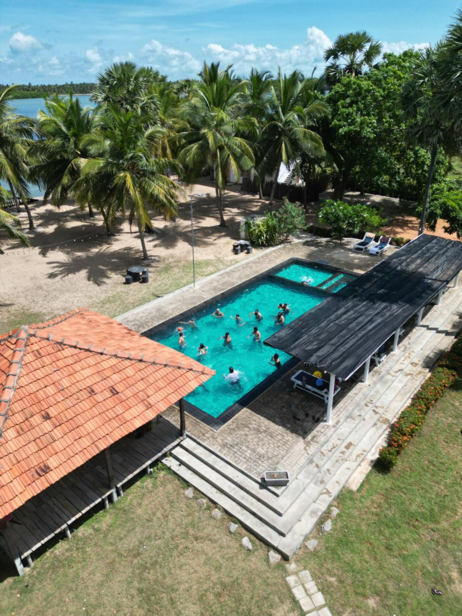 Valampuri Kite Resort Kalpitiya Exterior photo